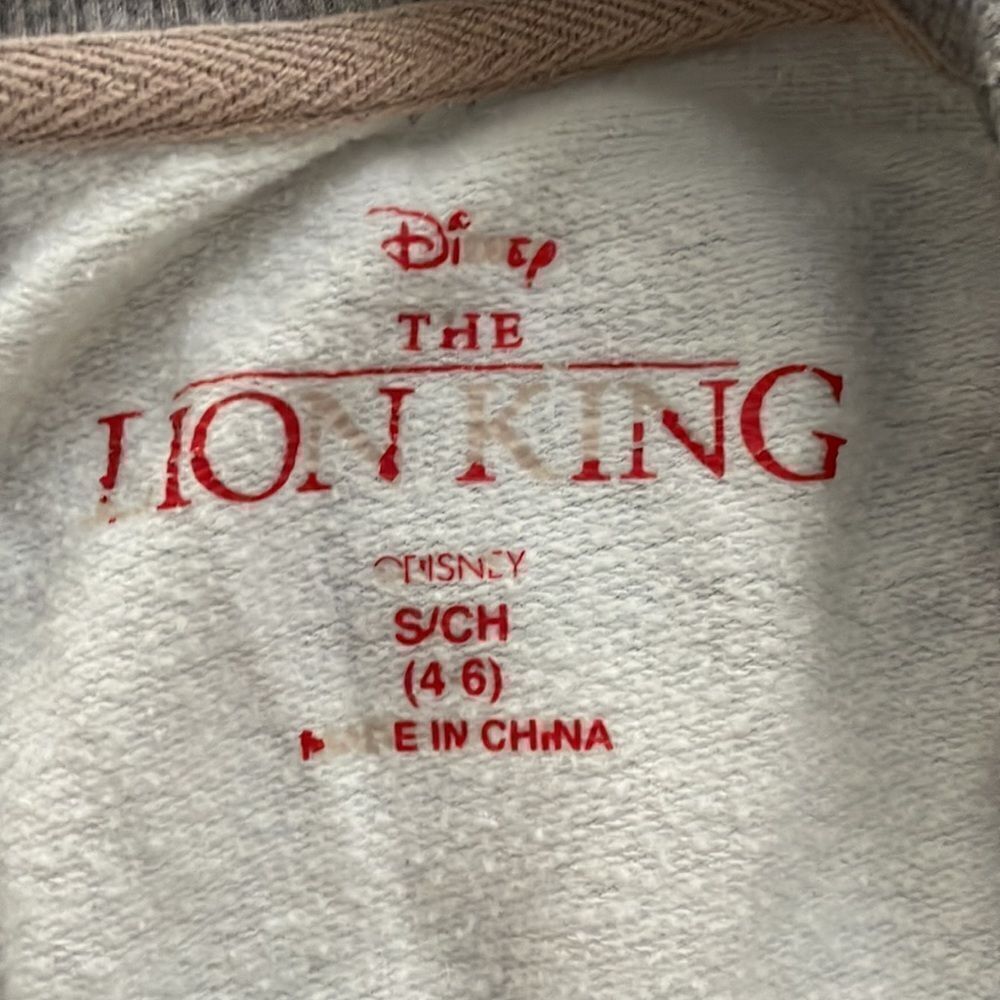 Lion king pajamas with Simba on front longer in back by Disney size S 4–6 - Picture 6 of 7